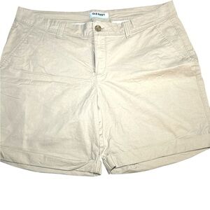 Old Navy Tan Bermuda Shorts Classic Style